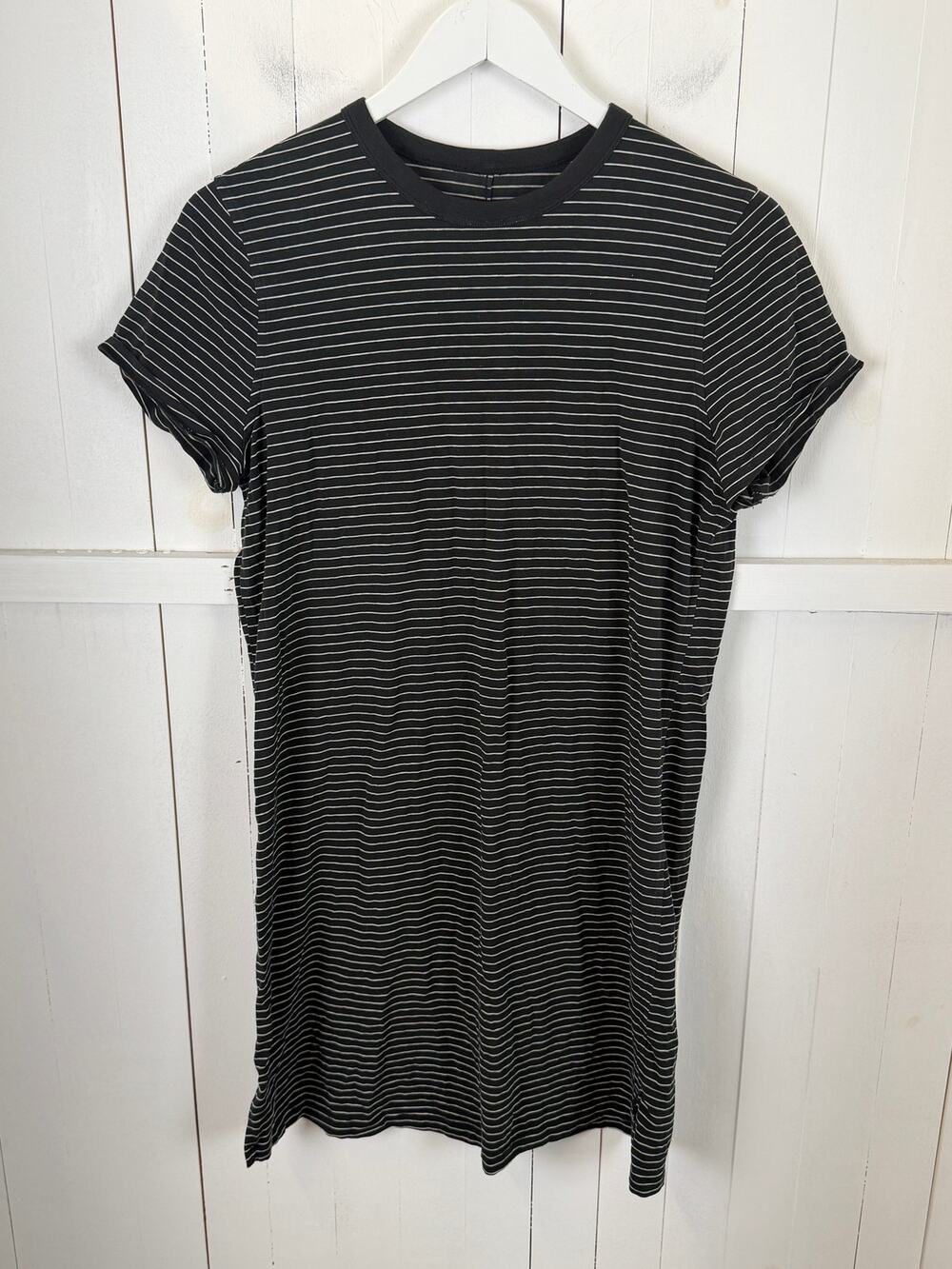 Lululemon Black & White Shirt Dress Size M Knee Length